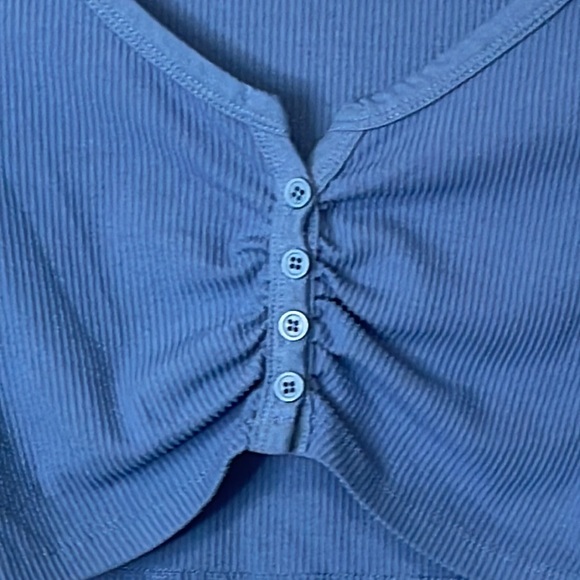 URBAN OUTFITTERS CROPPED LONG SLEEVE SHIRT - Picture 4 of 6